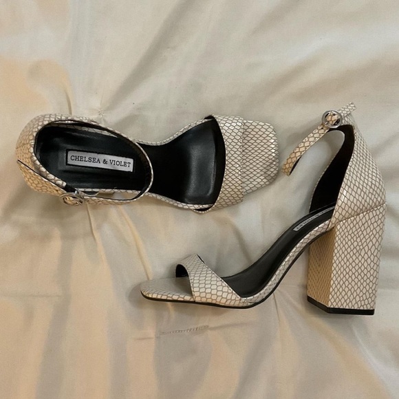 Chelsea & Violet Shoes - Chelsea & Violet 4inch Rattleskin cream heels